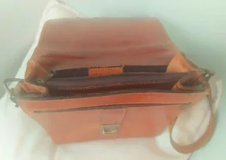 Bolso bandolera de piel marrón unisex