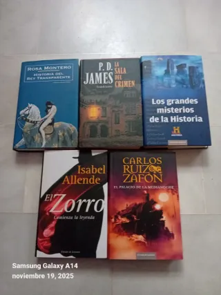 Cinco libros en perfecto estado
