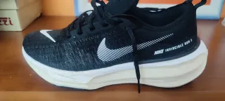 Nike Invincible Run 3 Negro/Blanco