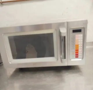 Horno Microondas Industrial 51x36x31 cm