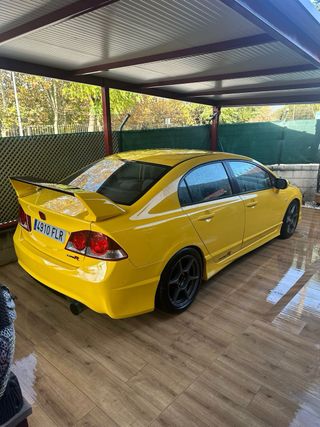 Honda Civic fd k20 type r