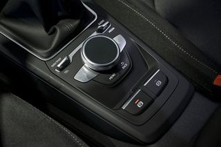 Audi Q2   S line 30 TDI 85kW 116CV