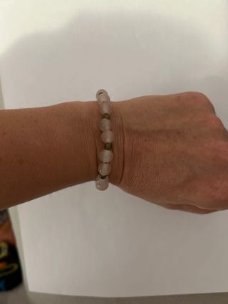Pulsera de cuentas rosa y doradas