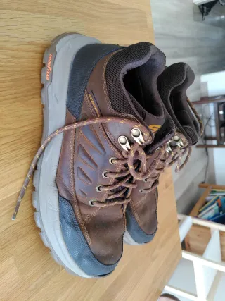 Botas Skechers Talla 42 Marrones