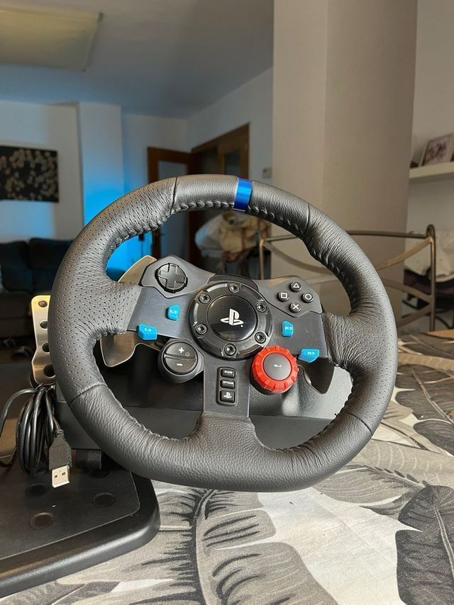 Volante Logitech G29 con pedales y cambio