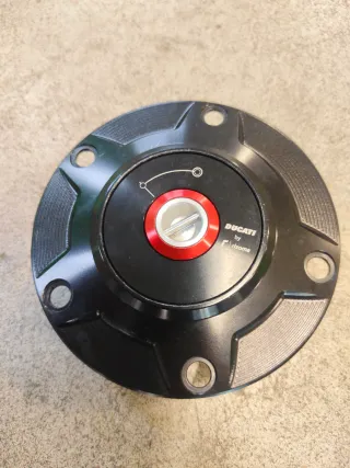 Tapa depósito DUCATI PANIGALE