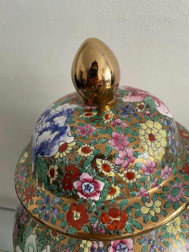Vaso/Barattolo in Porcellana Cinese con Fiori Dorati