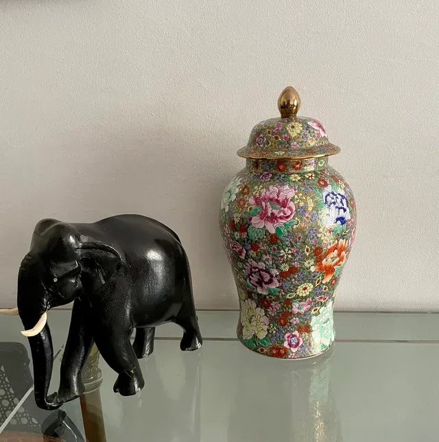 Vaso/Barattolo in Porcellana Cinese con Fiori Dorati