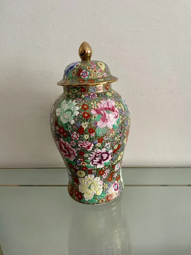 Vaso/Barattolo in Porcellana Cinese con Fiori Dorati