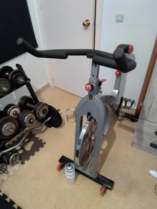 Equipo de gimnasio completo