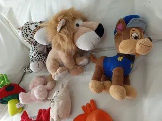 Lote 8 peluches variados