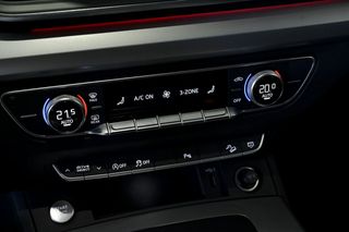 Audi Q5   Advanced 35 TDI 120kW S tronic