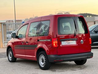 Volkswagen Caddy 2.0 TDI / 5 plazas / Año 2020