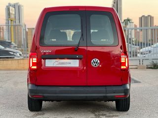 Volkswagen Caddy 2.0 TDI / 5 plazas / Año 2020