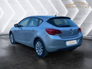 Opel Astra 2009