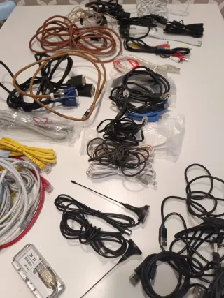 Lote de cables varios