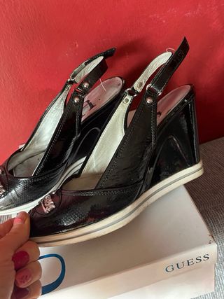 Guess Scarpe Estive N. 36