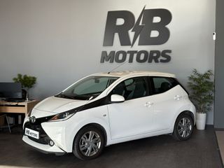 Toyota Aygo 1.0 70 x-play