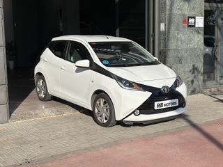 Toyota Aygo 1.0 70 x-play