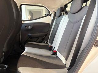 Toyota Aygo 1.0 70 x-play