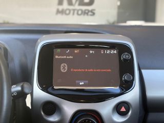 Toyota Aygo 1.0 70 x-play