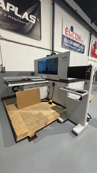 Taladro CNC KDT Drill Tech