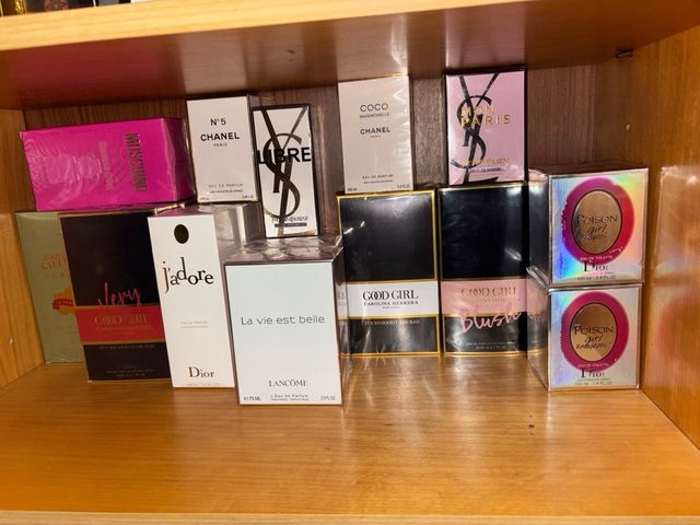 Lote perfumes hombre y mujer