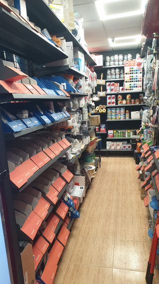 Estanterías comerciales