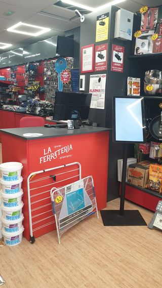 Estanterías comerciales