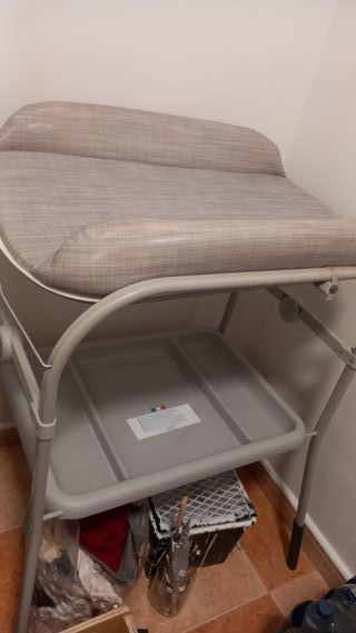 Bañera y cambiador Chicco