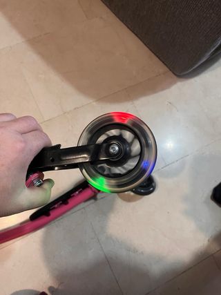 Patinete 3 Ruedas Rosa Regulable luces en ruedas