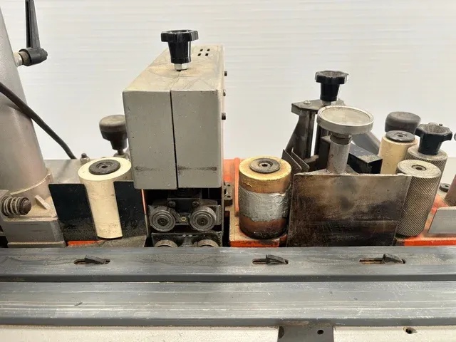 Canteadora Virutex EB-25