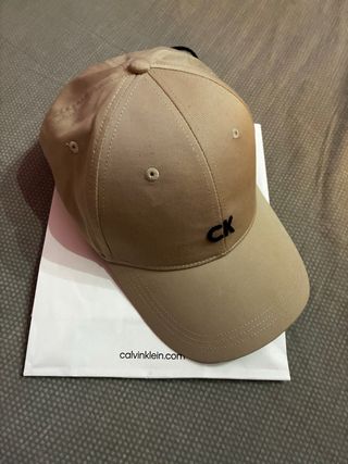 Cappellino Calvin Klein Beige/Nero