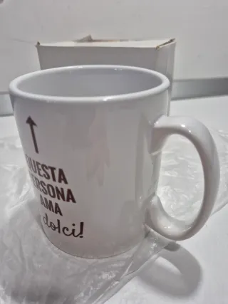 Tazza nuova in ceramica
