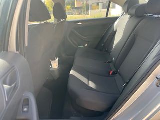 Volkswagen Jetta 2011