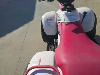 Quad Polaris Trail Boss 325 Rosa. año 2000