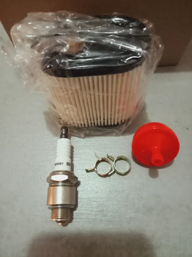 Kit Filtro Aire, Bujía y Filtro Gasolina