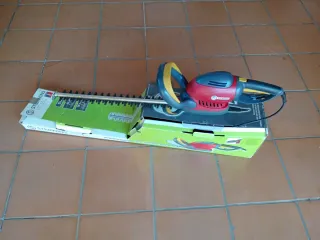 Tagliasiepi elettrico