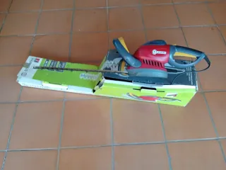 Tagliasiepi elettrico