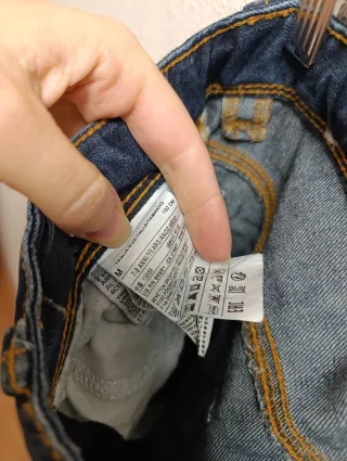 Pantalón vaquero niño Benetton Talla 7-8años.130cm