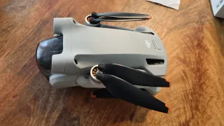 Dron DJI Mini 3 Pro con mando