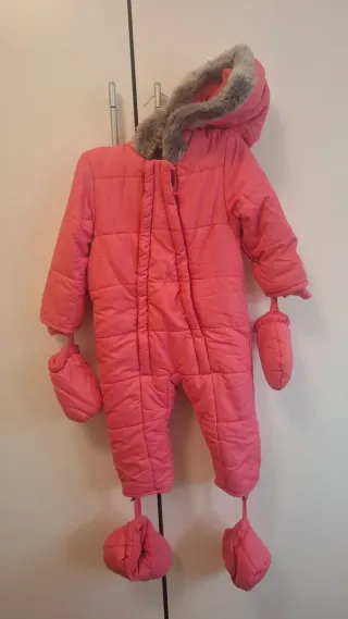 Buzo invierno rosa fucsia 9-12 meses