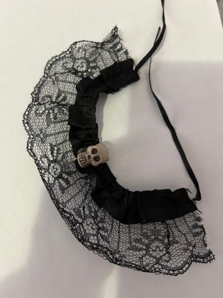 Pulsera Gótica Calavera Encaje Negro