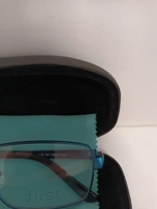 Montura de gafas First azul