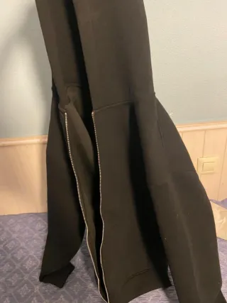 Chaqueta chándal negra con cremallera Primark