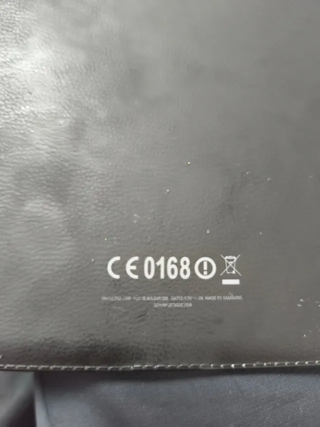 Tablet Samsung SM-T320 para reparar