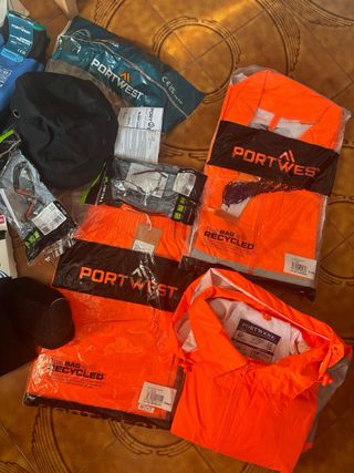 Lotto abbigliamento da lavoro esterno