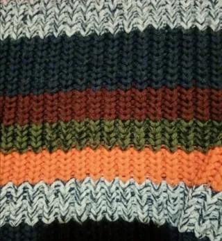 Maglione bambino con collo alto e bottoni,colorato