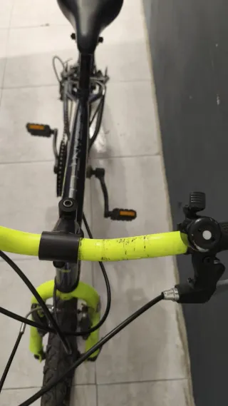 Bicicleta WST 20 6 velocidades