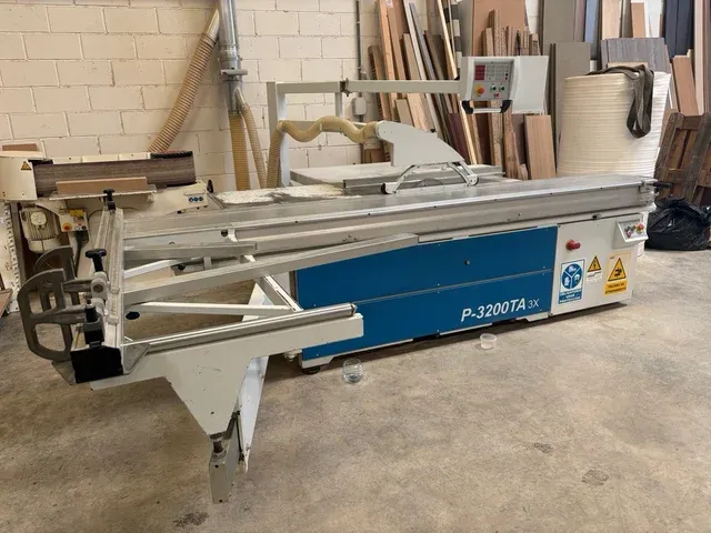 Escuadradora Automática P-3200TA3X. buen estado